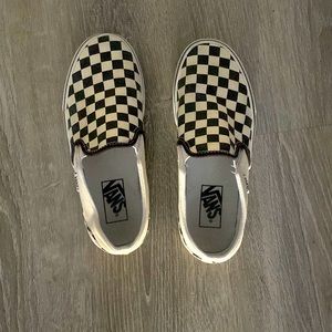 Checkered vans!!!!